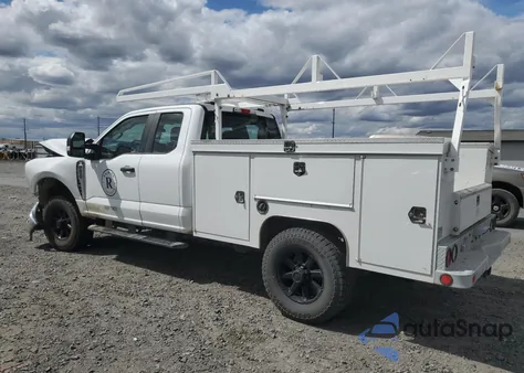 2023 Ford F250 Super Duty z USA, uszkodzony, nr VIN 1FT7X2BA0PEC33059